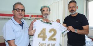 Başkanımız Ömer Korkmaz Ömer Altay'ı ziyaret etti