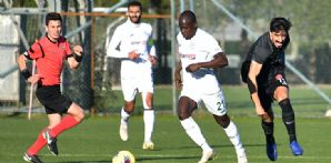 İttifak Holding Konyaspor'umuz hazırlık maçında Ümraniyespor ile berabere kaldı