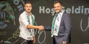 İttifak Holding Konyaspor’umuzda iç ve dış transferde 4 imza birden atıldı.