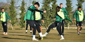 İttifak Holding Konyaspor’umuz günü tek antrenmanla değerlendirdi