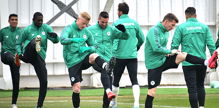 İttifak Holding Konyaspor’umuz taktik antrenmanla hazırlıklarına devam etti