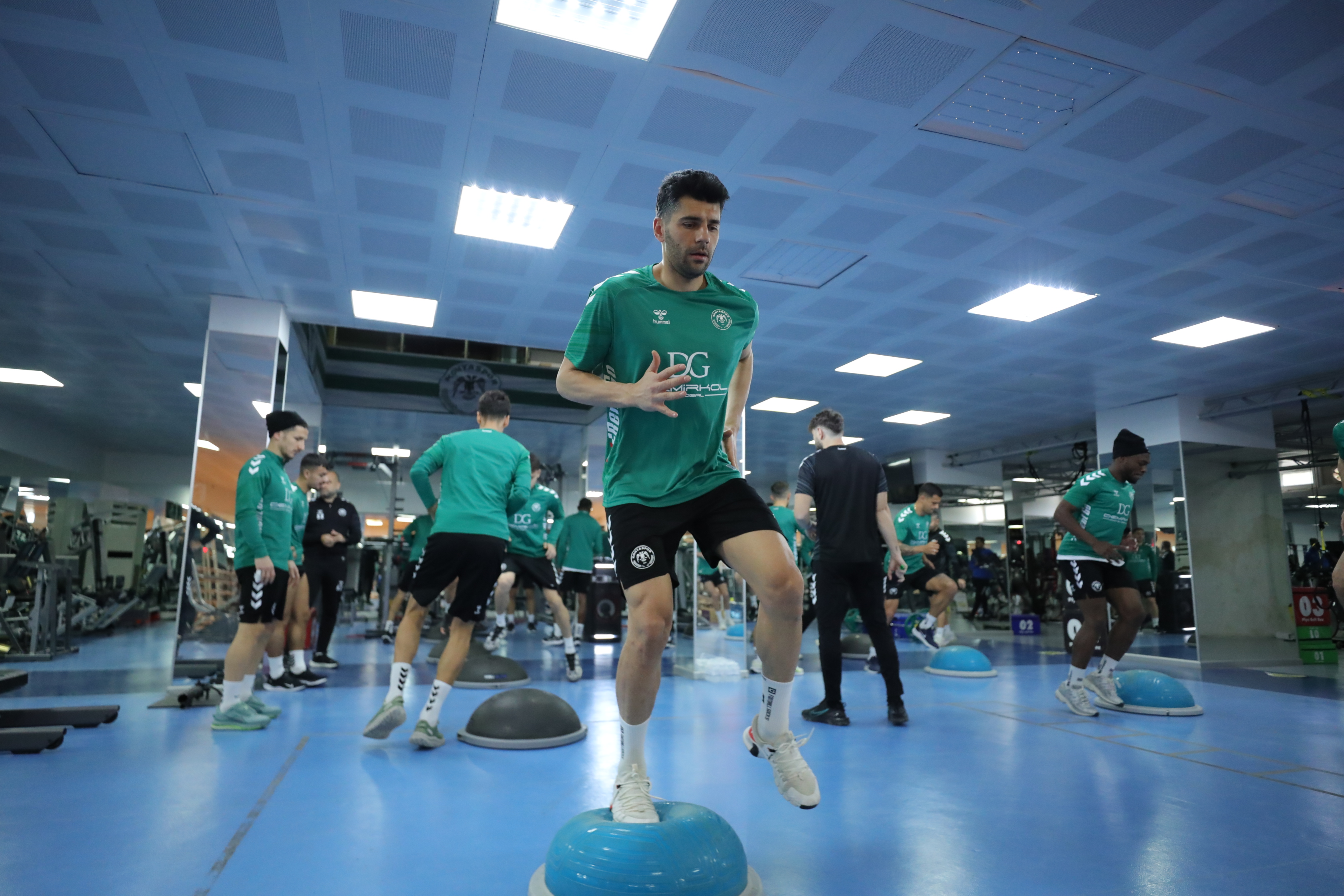 Günün ilk antrenmanını tamamladık