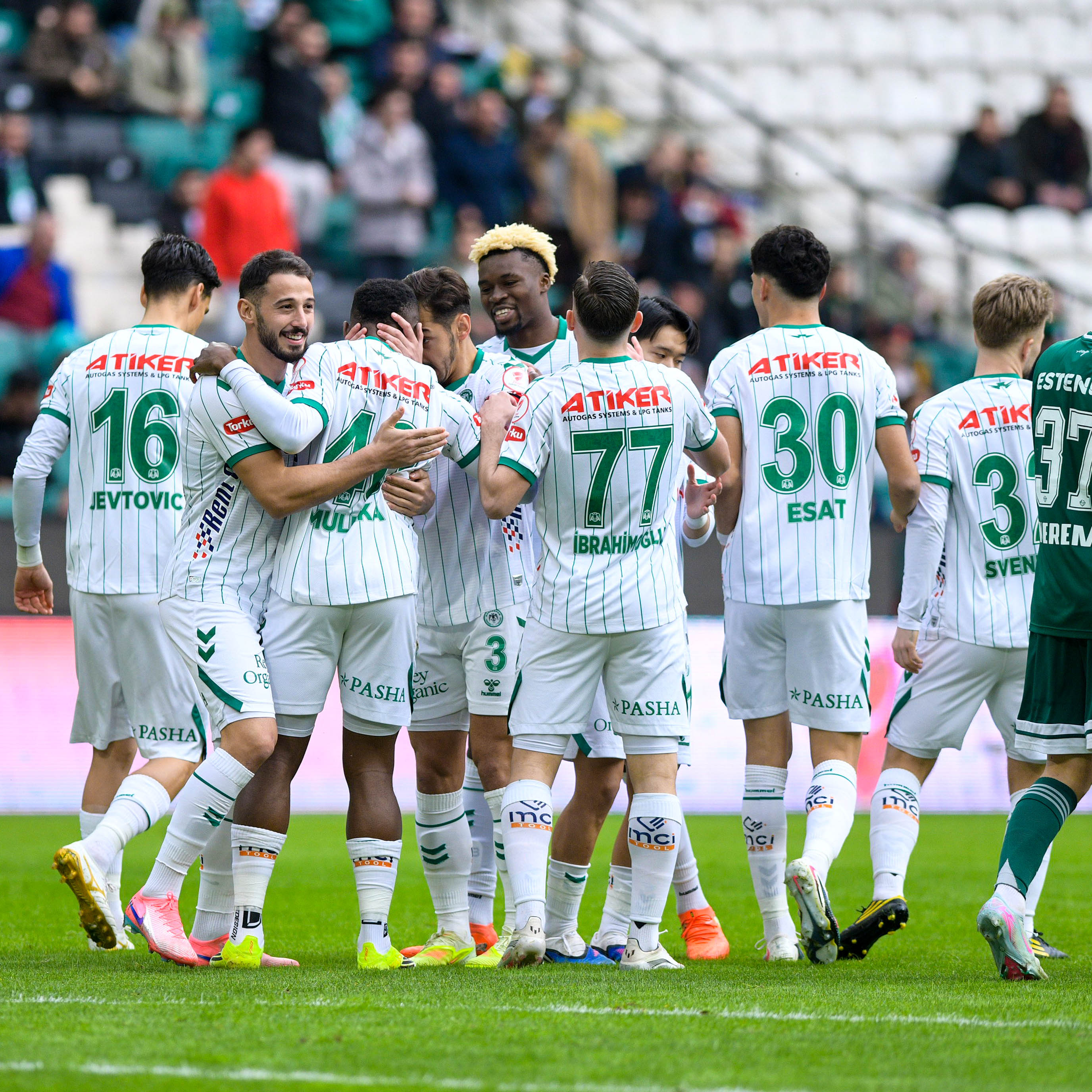 Aliağa Futbol Kulübü'nü 5-0 mağlup ettik